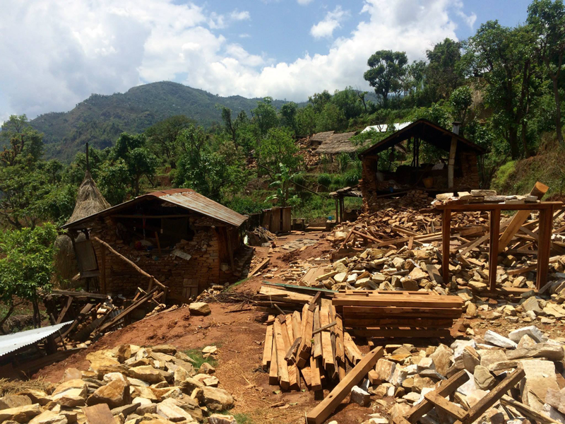 Illustration for article titled Last Week, I Was Paragliding; Now I'm Delivering Aid In Nepal